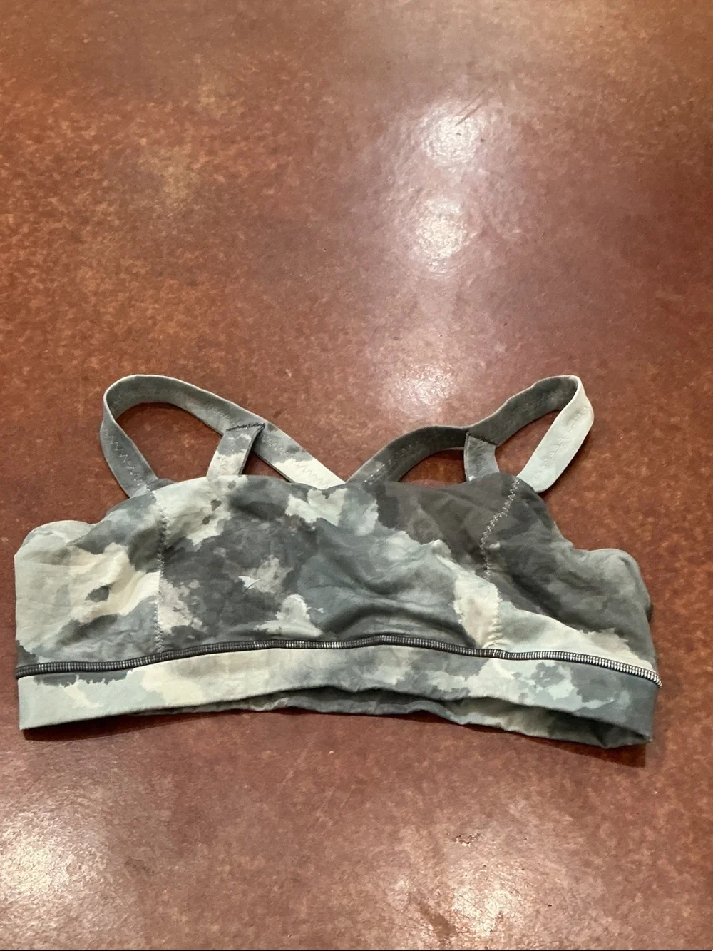 lululemon athletica Gray & White Tie-Dye Crossback Sports Bra